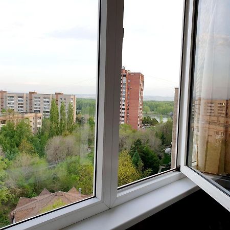 Apartment На Стрелке С Красивым Видом На Иртыш Ustʼ-Kamenogorsk Eksteriør billede